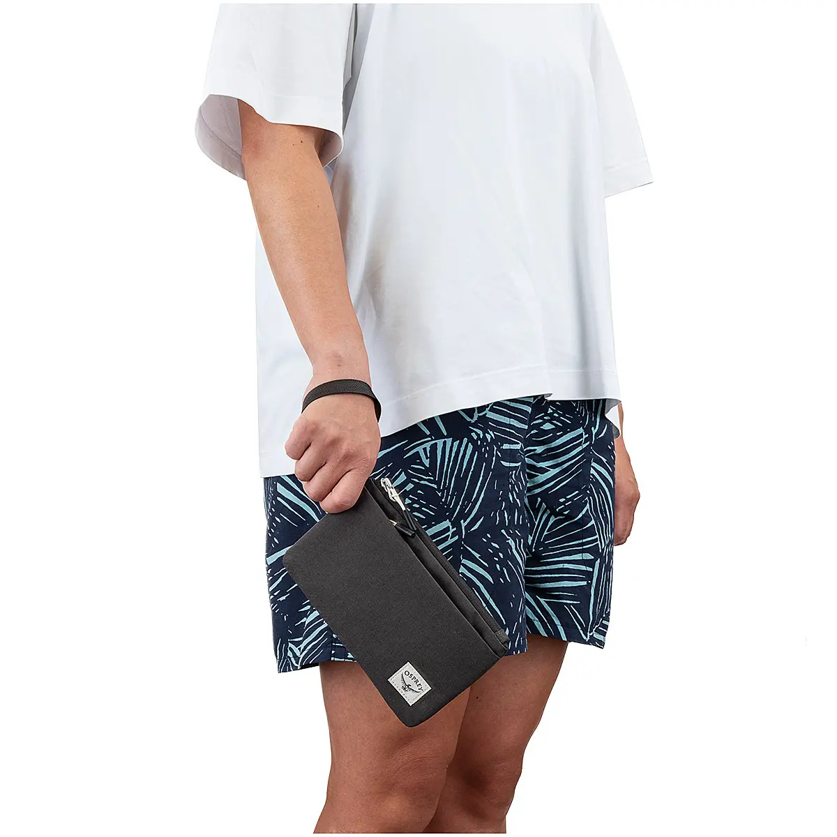 【OUTLET】 アーケインジップポーチ M (ストーンウォッシュブラック M) ストーンウォッシュブラック